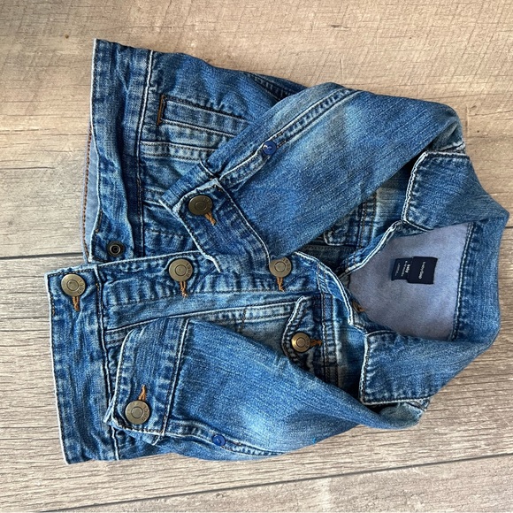 Gap Denim Jacket - Picture 4 of 8